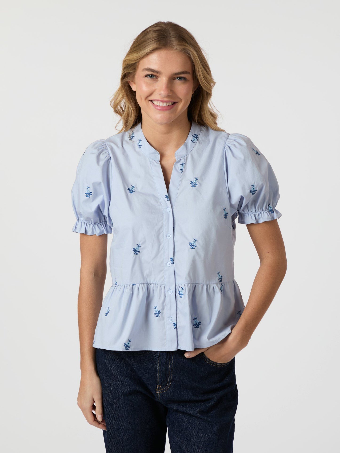 SAVY EMBROIDERY BLOUSE