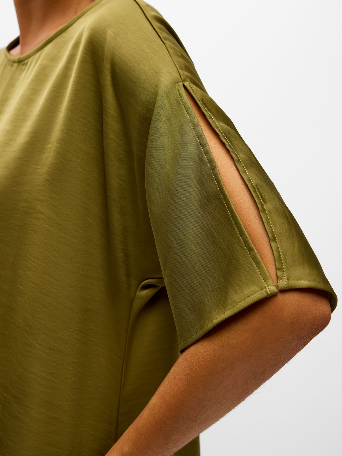 Object-OBJCHILLI S/S ASYMMETRIC SLIT