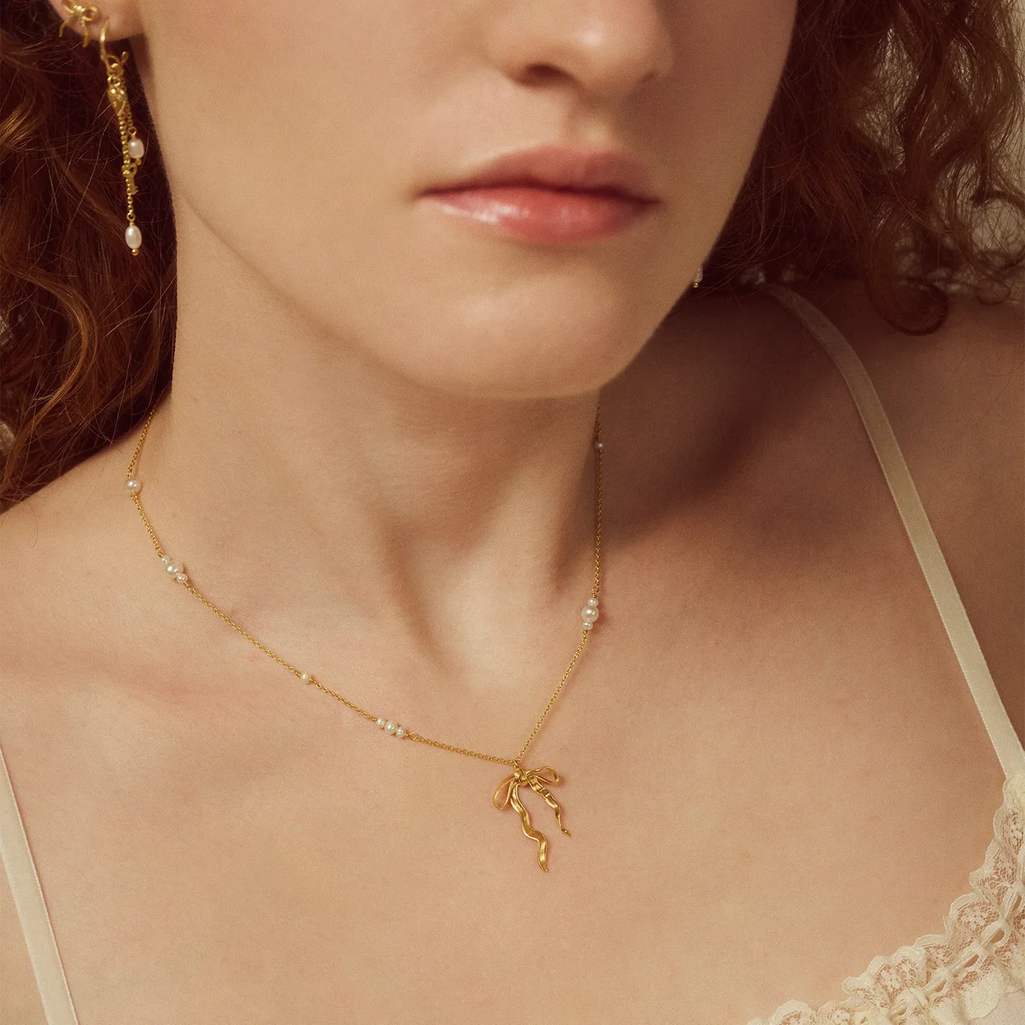 EFFIE NECKLACE