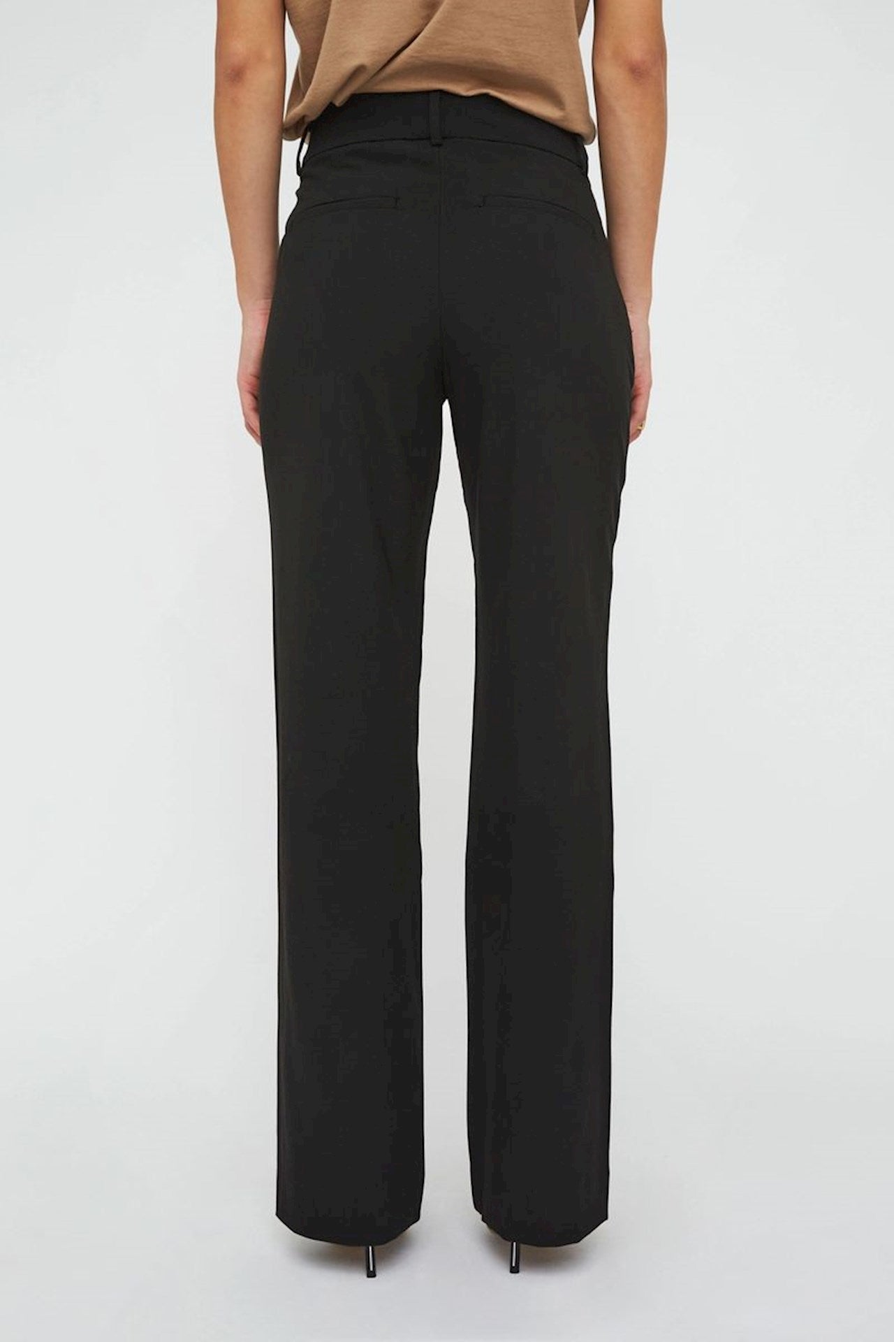 DENA 285 BLACK