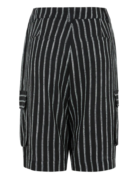 ESKASIA SHORTS