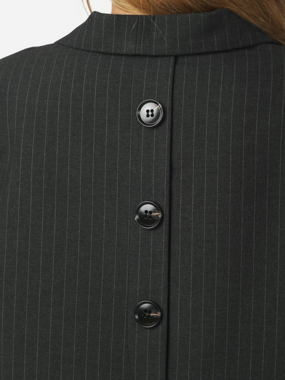 MARIELLE BUTTON BACK BLAZER