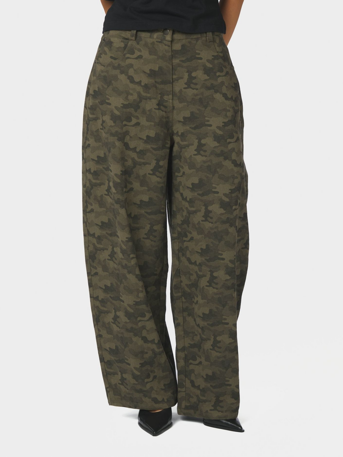 Neo_Noir-HAVEN CAMOU JEANS
