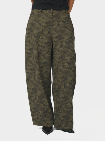 Neo_Noir-HAVEN CAMOU JEANS